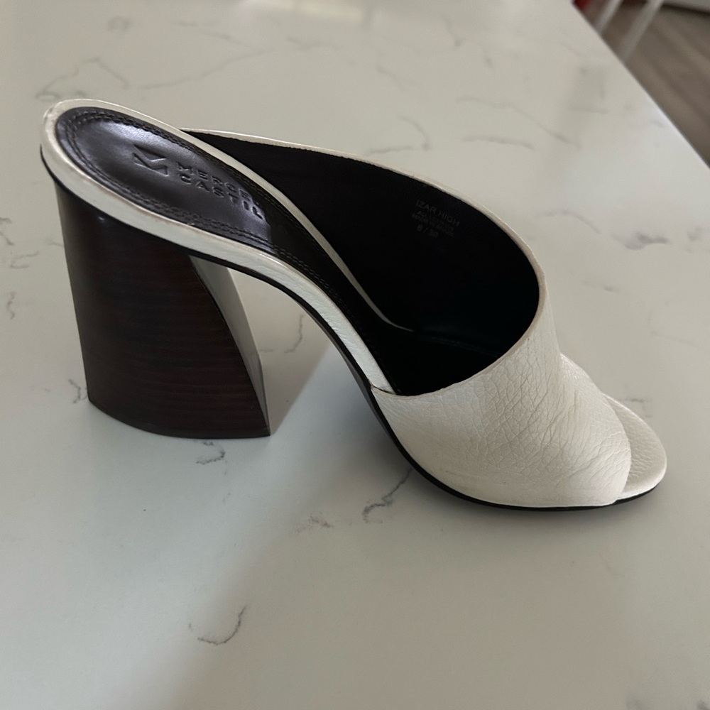Mercedes Castillo white grained calf sandals - Picture 5 of 6